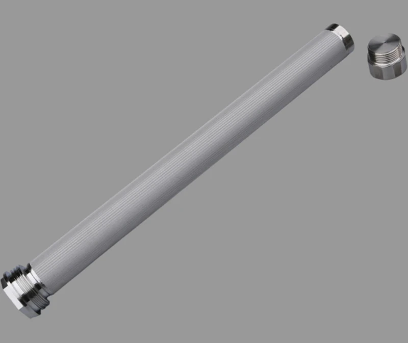 Sintered metal mesh filter cartridges